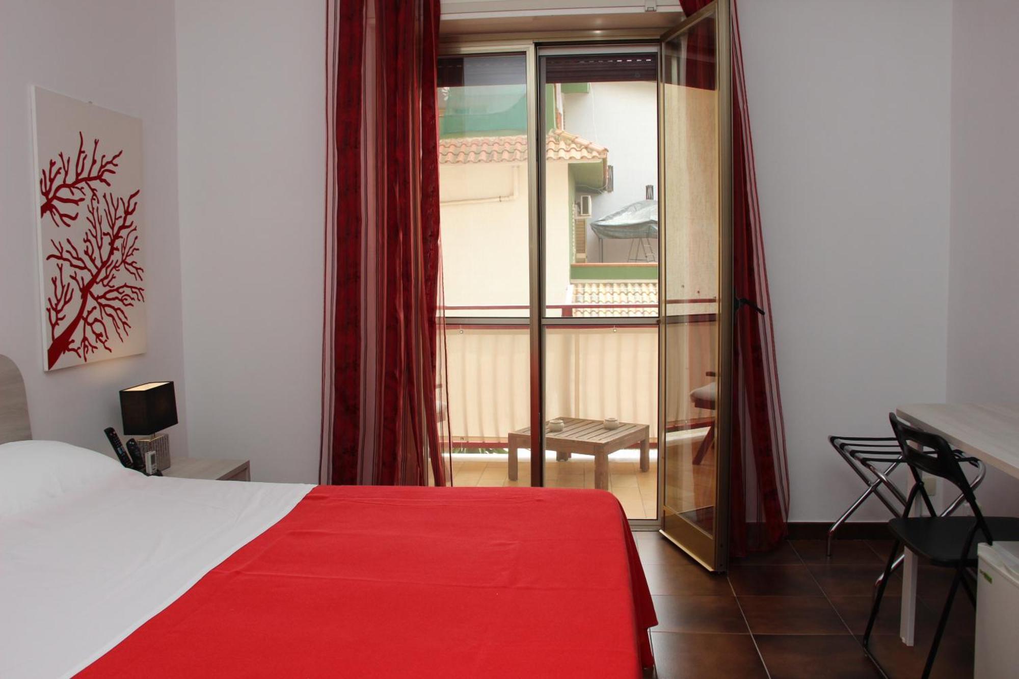 B&B Villa Adriana 圣莱昂 外观 照片