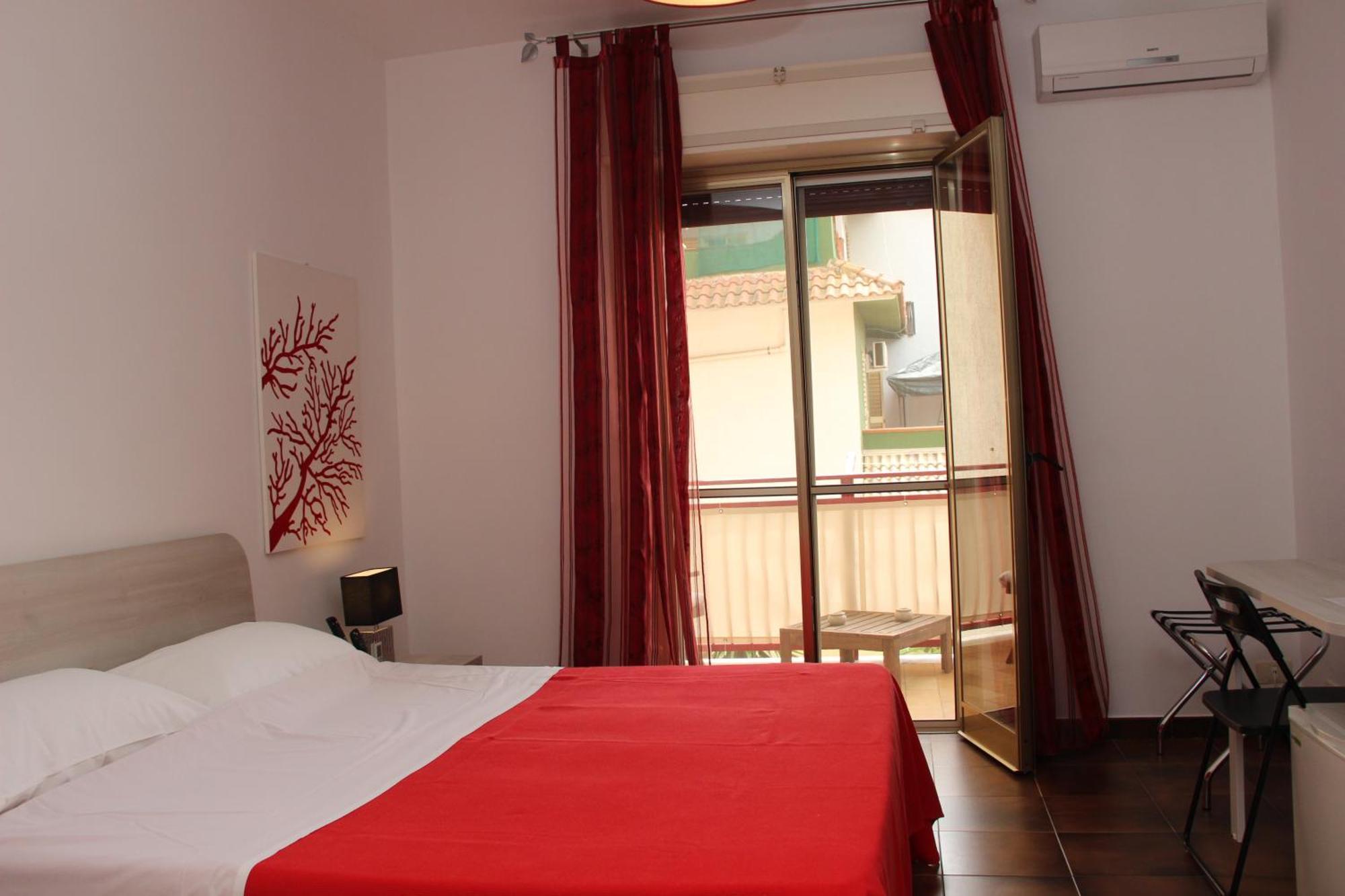 B&B Villa Adriana 圣莱昂 外观 照片